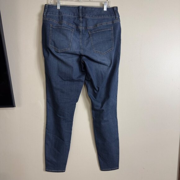 Torrid denim 16 jeggings euc - Picture 2 of 9